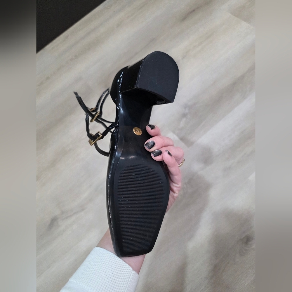 Zara Buckled BLOCK HEEL - Picture 13 of 15